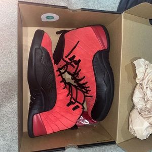 Jordan 12 reverse flu game